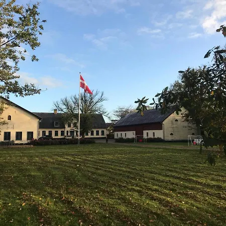 Bremsmaj Farm بيت ضيافة 3*